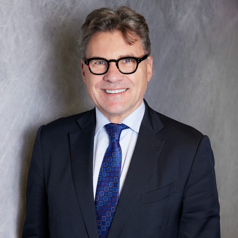 Robert Newlinds SC appointed as a judge of the District Court of NSW ...